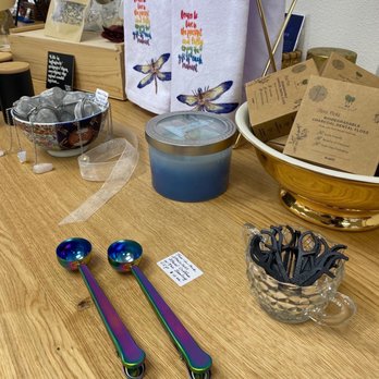The Healing Gift - Gemstones & Minerals Near Me - Fountain Valley, California