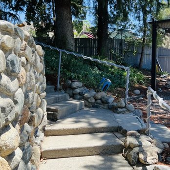 Rio Sierra River Resort - Stairs up to the front - Resorts Near Me - Three Rivers, California Rio Sierra River Resort - Stairs up to the front - Resorts Near Me - Three Rivers, California