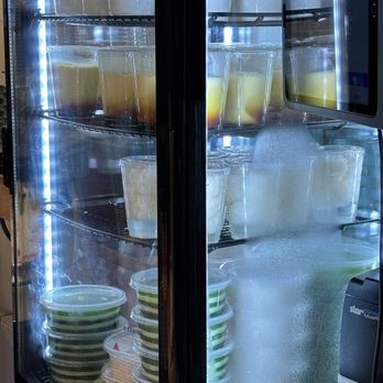 Che Hien Khanh - Jellos and puddings in fridge - Desserts Near Me - Rosemead, California Che Hien Khanh - Jellos and puddings in fridge - Desserts Near Me - Rosemead, California