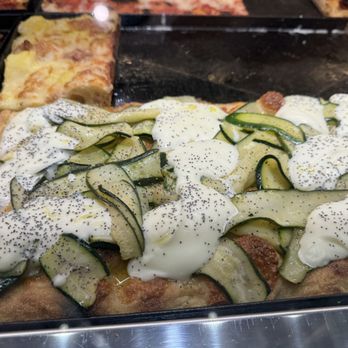 BONA Pizza - Pizza Near Me - Rome, RM
