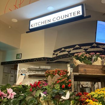 Wolfgang Puck Express - Always hits the spot! - Pizza Near Me - Valley Village, California Wolfgang Puck Express - Always hits the spot! - Pizza Near Me - Valley Village, California