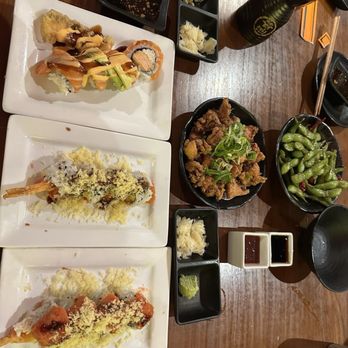 EAT'S SUSHI - Sushi Bars Near Me - Costa Mesa, California
