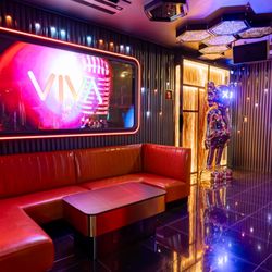 Viva Karaoke x Studios