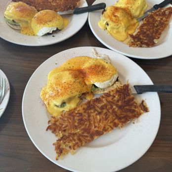 Hen House Eatery - California Eggs Benedict - Breakfast & Brunch Near Me - Minneapolis, Minnesota