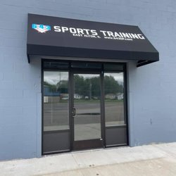 643 Sports Training - Front door entrance