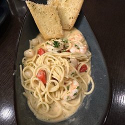 Bridges Dining Company - Chicken Alfredo
