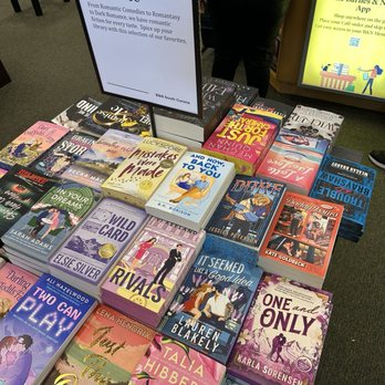 Barnes & Noble - Bookstores Near Me - Corona, California