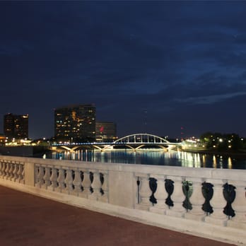 Bicentennial Park - Night view from near Broad Street - Parks Near Me - Columbus, Ohio
