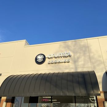 Crumbl - Denton Town Center - Signage - Bakeries Near Me - Denton, Texas