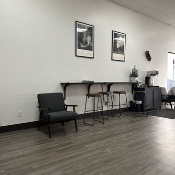 Fresno Tire Pros - Waiting area 12-8-23 - Tires Near Me - Fresno, California Fresno Tire Pros - Waiting area 12-8-23 - Tires Near Me - Fresno, California