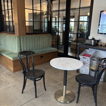 Mostra Coffee - Interior - Coffee Roasteries Near Me - San Diego, California