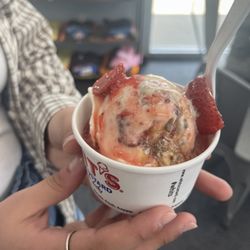 Whit's Frozen Custard of Mandarin