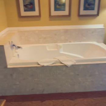 Candlelight Inn Napa Valley - Bathtub - Bed & Breakfast Near Me - Napa, California Candlelight Inn Napa Valley - Bathtub - Bed & Breakfast Near Me - Napa, California