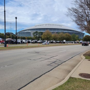 The Dallas Cowboys - Professional Sports Teams Near Me - Arlington, Texas The Dallas Cowboys - Professional Sports Teams Near Me - Arlington, Texas