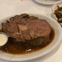 Lucky's Steak House - Aged Prime Rib