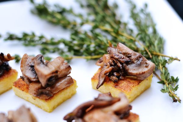 Pearl Catering by null