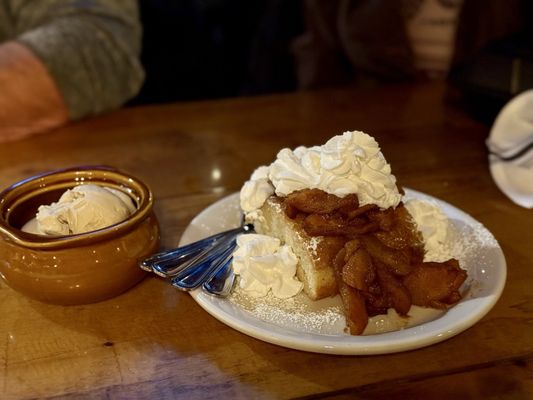 Charlies Still On Main