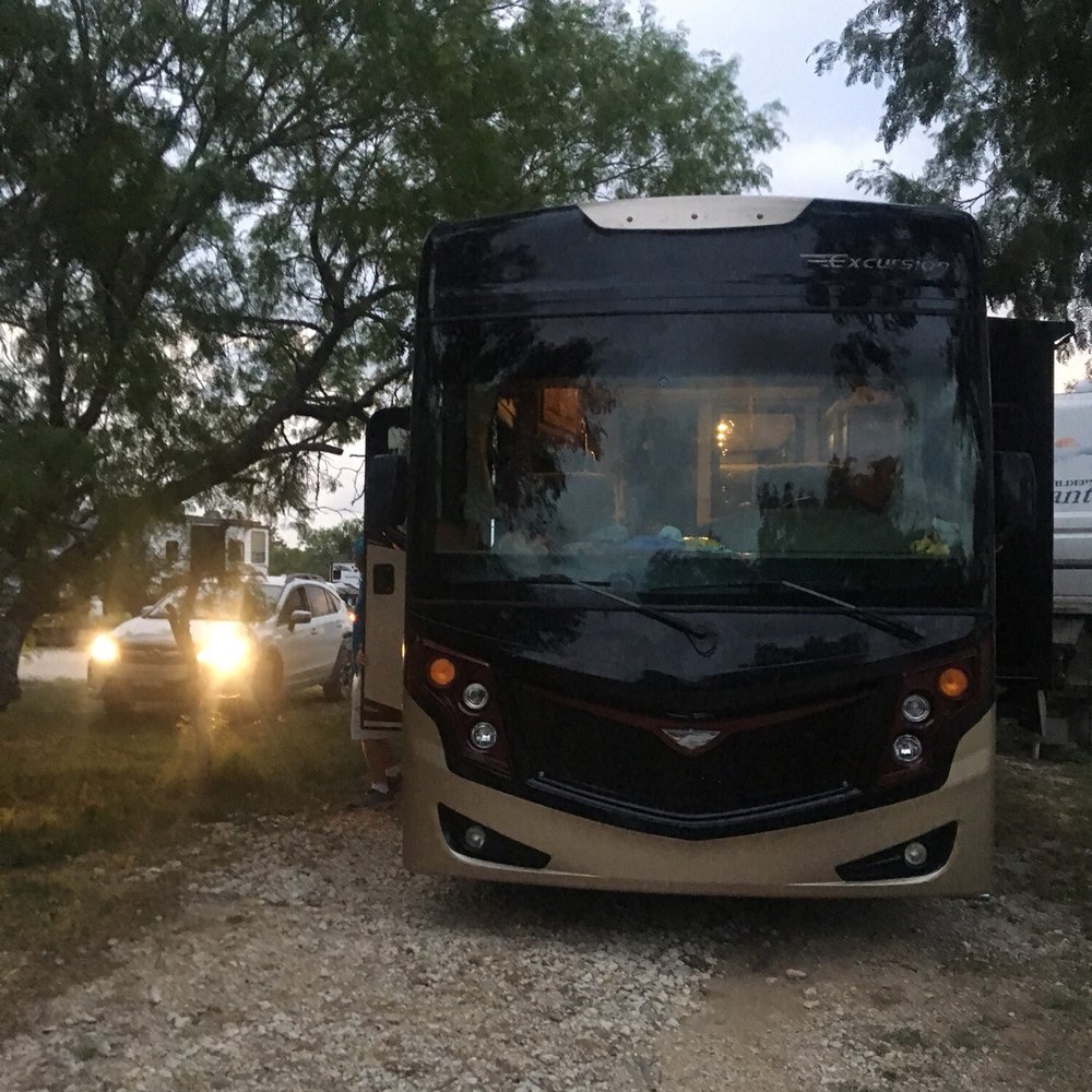 Windmill Crossing RV Park - Simple but perfect fit! - RV Parks Near Me - La Vernia, Texas Windmill Crossing RV Park - Simple but perfect fit! - RV Parks Near Me - La Vernia, Texas