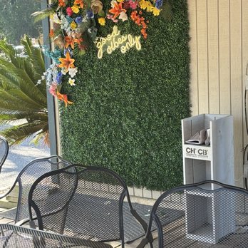 Sweet Al's Cafe - Outdoor area - Coffee & Tea Near Me - Hilton Head Island, South Carolina