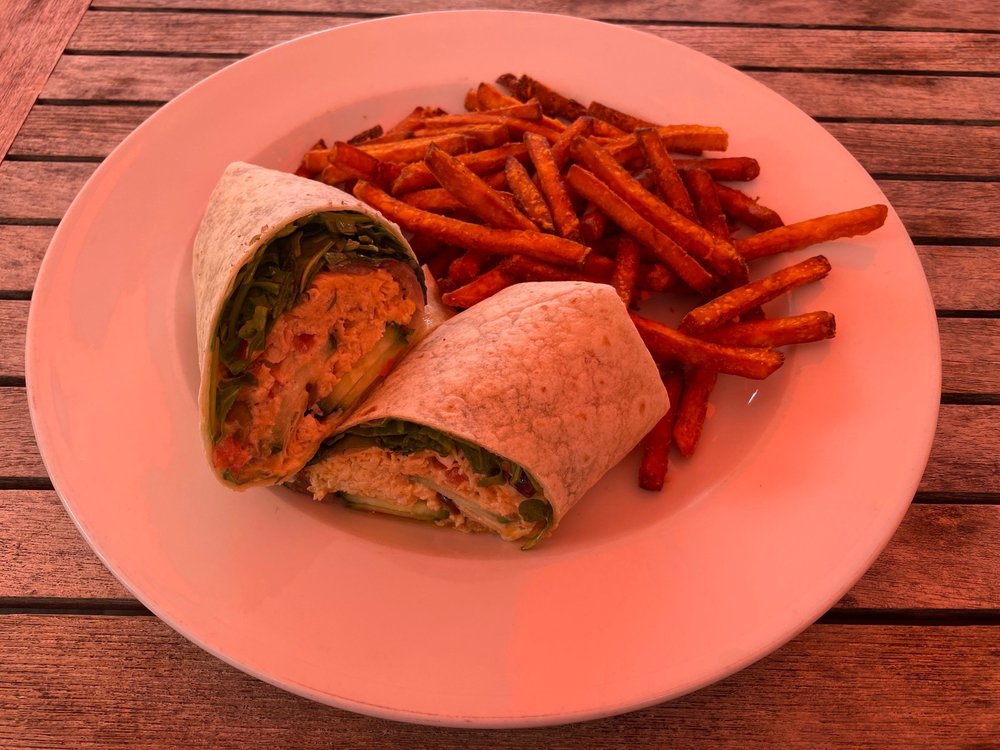 FIELDHOUSE SOCIAL Updated October 2024 129 Photos & 108 Reviews