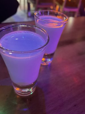 Giau bar n bites by null