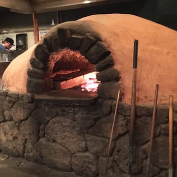 Flatbread Company - Awesome wood fire pizza oven - Pizza Near Me - Paia, Hawaii