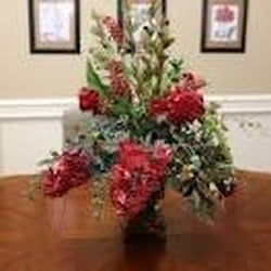 Blooms to Doors - This is one of the flower arrangements fromBTD!