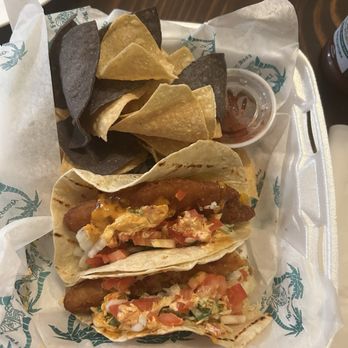 Frosty Frog Cafe - Fried fish tacos with salsa and chips - Cafes Near Me - Hilton Head Island, South Carolina