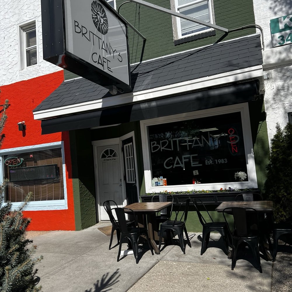 Brittany’s Cafe - Outside - Breakfast & Brunch Near Me - Atlantic City, New Jersey