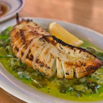 Mamakas Taverna - Kalamari - Greek Near Me - Toronto, Ontario