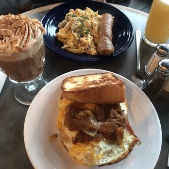 Cafe Borrone - Breakfast & Brunch Near Me - Menlo Park, California Cafe Borrone - Breakfast & Brunch Near Me - Menlo Park, California