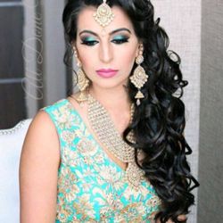 Nikhar Beauty Salon