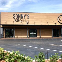 Sonny's BBQ - Great stop for lunch near Orlando Sanford Airport.
