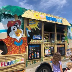 Kona Ice of Thousand Oaks - Perfect for this hot day. We arranged a private party for the fam