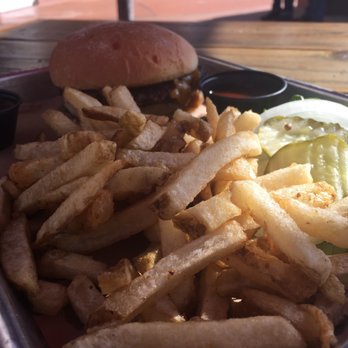 Armadillo Willy's BBQ - Barbeque Near Me - San Mateo, California
