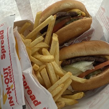 In-N-Out Burger - Cheeseburger and Fries - Burgers Near Me - Keizer, Oregon In-N-Out Burger - Cheeseburger and Fries - Burgers Near Me - Keizer, Oregon