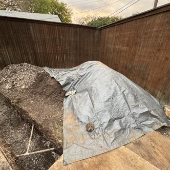Misol Enterprises - a pile of dirt in a backyard - General Contractors Near Me - Lancaster, Texas Misol Enterprises - a pile of dirt in a backyard - General Contractors Near Me - Lancaster, Texas