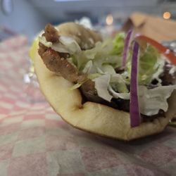 The Gyros Wagon - A gyro