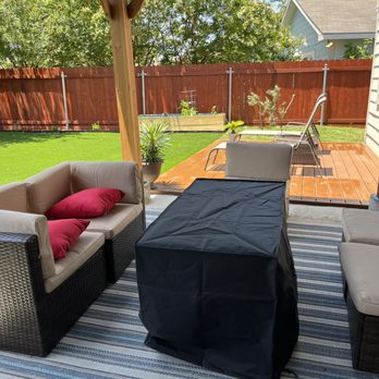 Renovate 512 - a covered patio with furniture - General Contractors Near Me - Austin, Texas Renovate 512 - a covered patio with furniture - General Contractors Near Me - Austin, Texas