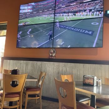 Wings and Rings - Dining room. - New American Near Me - Del Rio, Texas Wings and Rings - Dining room. - New American Near Me - Del Rio, Texas