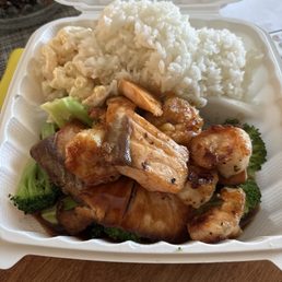 Salmon and grilled shrimp plate Salmon and grilled shrimp plate