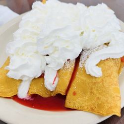 Family House of Pancakes - Strawberry crepes! My childhood fav!