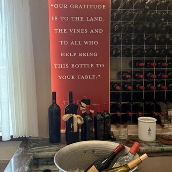 Peju Winery - Tasting room - Wine Tasting Room Near Me - Rutherford, California