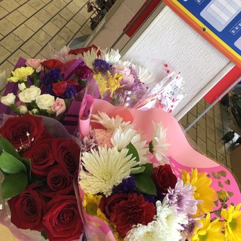 7-Eleven - a bunch of flowers on a table - Convenience Stores Near Me - Coram, New York 7-Eleven - a bunch of flowers on a table - Convenience Stores Near Me - Coram, New York