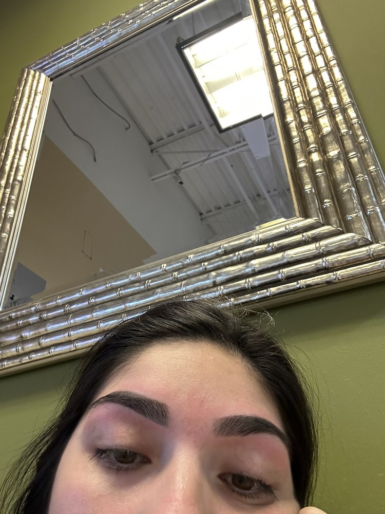 SOI Brow Threading gift card