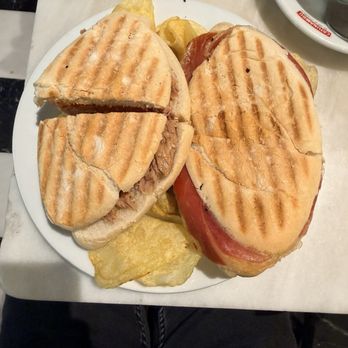 El Comercio - Montaditos Calientes - Tuna and Jamon - Tapas Bars Near Me - Seville, SE