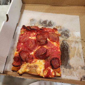 Marinara Pizza - Pepperoni and sausage square - Pizza Near Me - New York, New York Marinara Pizza - Pepperoni and sausage square - Pizza Near Me - New York, New York