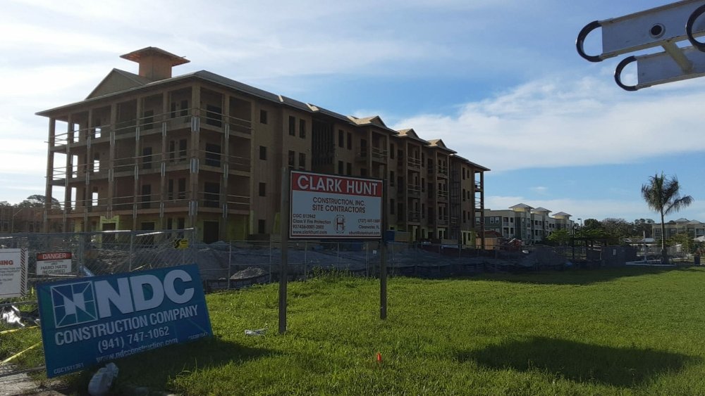 Slide of Moreno & Construction