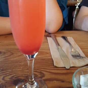 La Note - Raspberry mimosa! - French Near Me - Berkeley, California