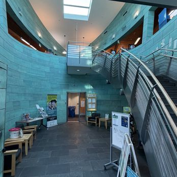 Robertson Branch Library - I love this entrance - Libraries Near Me - Los Angeles, California